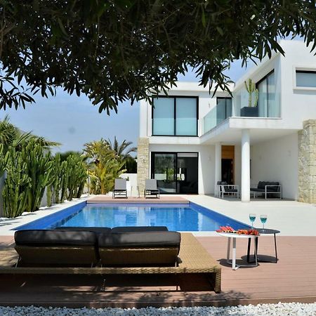 Villa With Private Pool Llobregales Eksteriør bilde